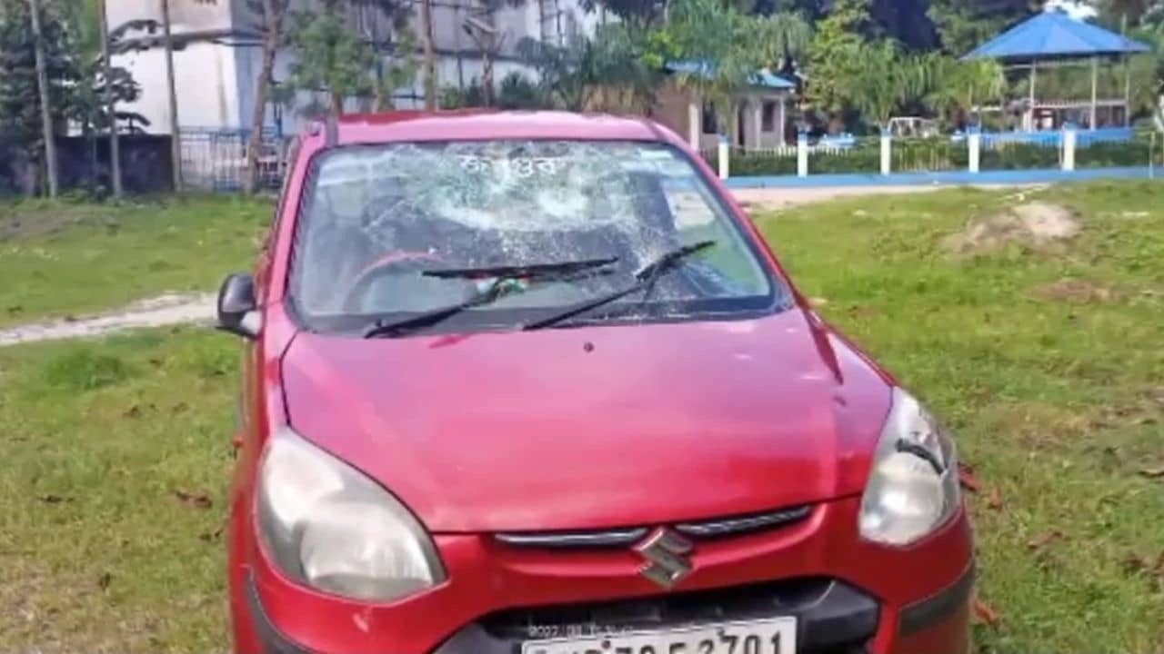 Alipurduar: ফালাকাটায় বিজেপি বুথ সভাপতির বাড়িতে হামলার অভিযোগ, পাল্টা-অভিযোগ তৃণমূলেরও