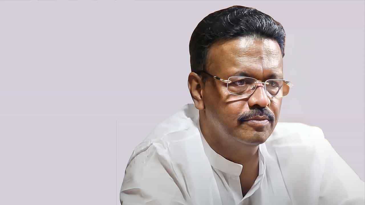 Garden Reach Money Recover: কেন্দ্রীয় সংস্থা দিয়ে বাংলার অর্থনীতিকে ভেঙে দেওয়ার চেষ্টা চলছে : ফিরহাদ Garden Reach Money Recover: কেন্দ্রীয় সংস্থা দিয়ে বাংলার অর্থনীতিকে ভেঙে দেওয়ার চেষ্টা চলছে : ফিরহাদ