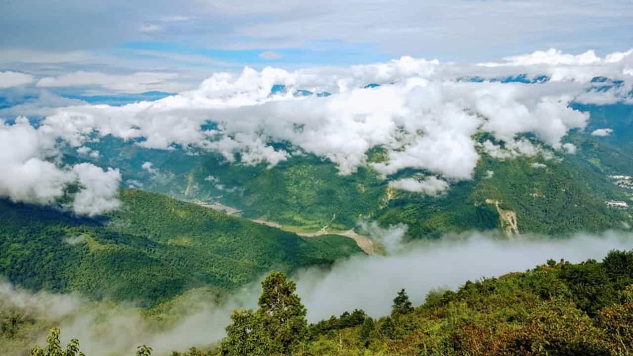 Kaffergaon: ফুলের নামে রয়েছে লেপচা গ্রাম, জানুন এই পাহাড়ি জনপদের ঠিকানা