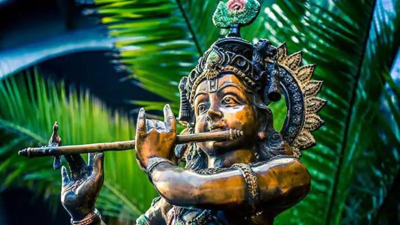 Janmashtami 2022: জন্মাষ্টমীর উপবাসে ২০ কোটি একাদশীর ফল মেলে! কৃষ্ণকে কেন ৫৬ ভোগ দেওয়া হয়, জানা আছে?