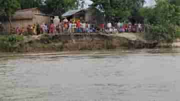 Malda: গঙ্গার জল ঢুকতেই ফুলে ফেঁপে উঠছে মরা নদী, শুরু ভাঙন, দুশ্চিন্তায় ঘুম উড়েছে ৭-৮টি গ্রামের