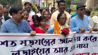 Paschim Medinipur: মাছ বিক্রি করলে দিতে হবে ১ লক্ষ টাকা! বাজার থেকে মহিলা ব্যবসায়ীকে তুলে দেওয়ার অভিযোগ