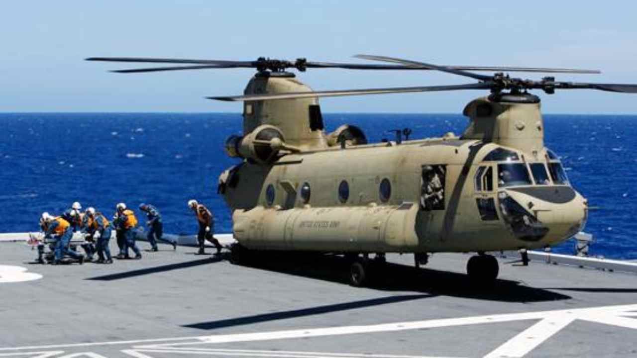 Chinook Helicoptrs: ইঞ্জিনে অগ্নিকাণ্ড, চিনুক কপ্টারের পুরো বহর বসিয়ে দিল মার্কিন সেনা, উদ্বেগ ভারতীয় বায়ুসেনাতেও