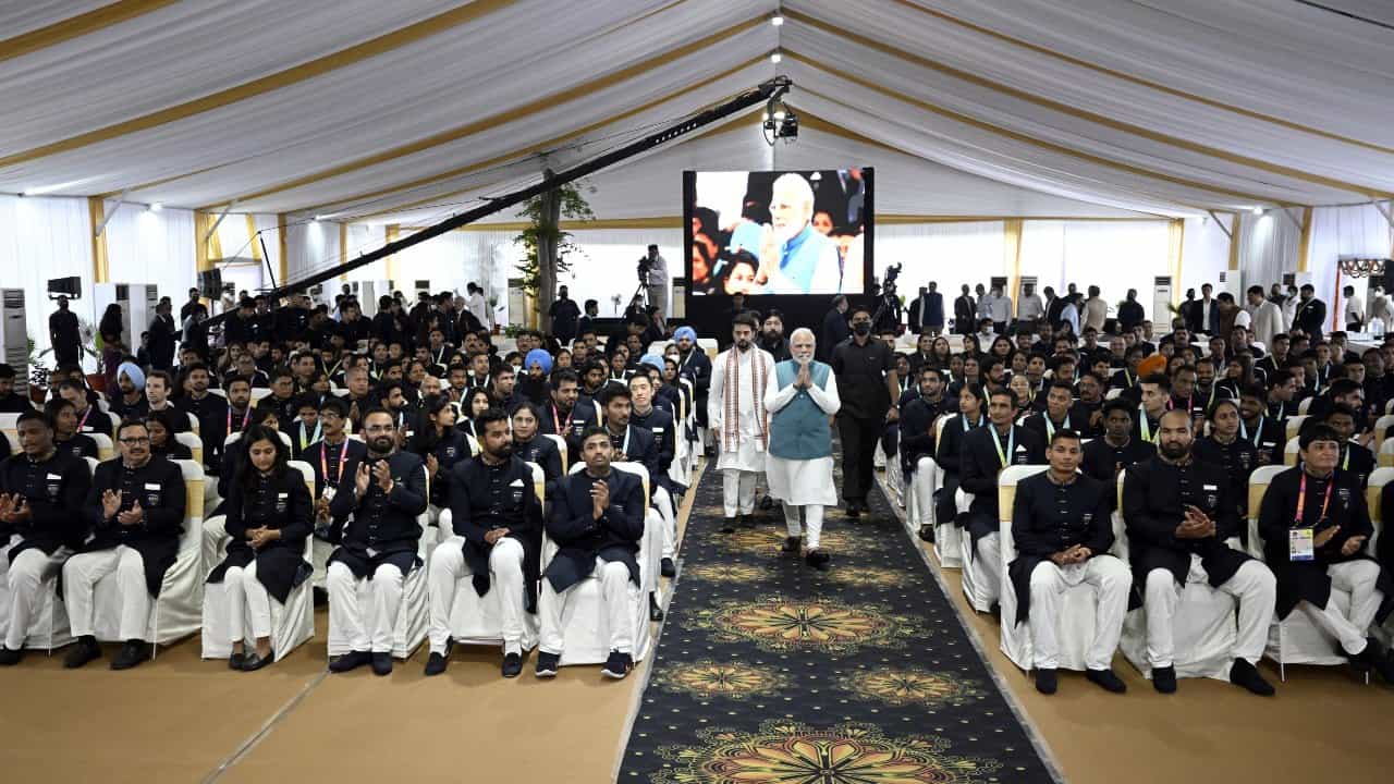 CWG 2022: বার্মিংহ্যাম কমনওয়েলথ গেমসে পদকজয়ী ভারতীয় অ্যাথলিটদের সঙ্গে সাক্ষাৎ মোদীর CWG 2022: বার্মিংহ্যাম কমনওয়েলথ গেমসে পদকজয়ী ভারতীয় অ্যাথলিটদের সঙ্গে সাক্ষাৎ মোদীর