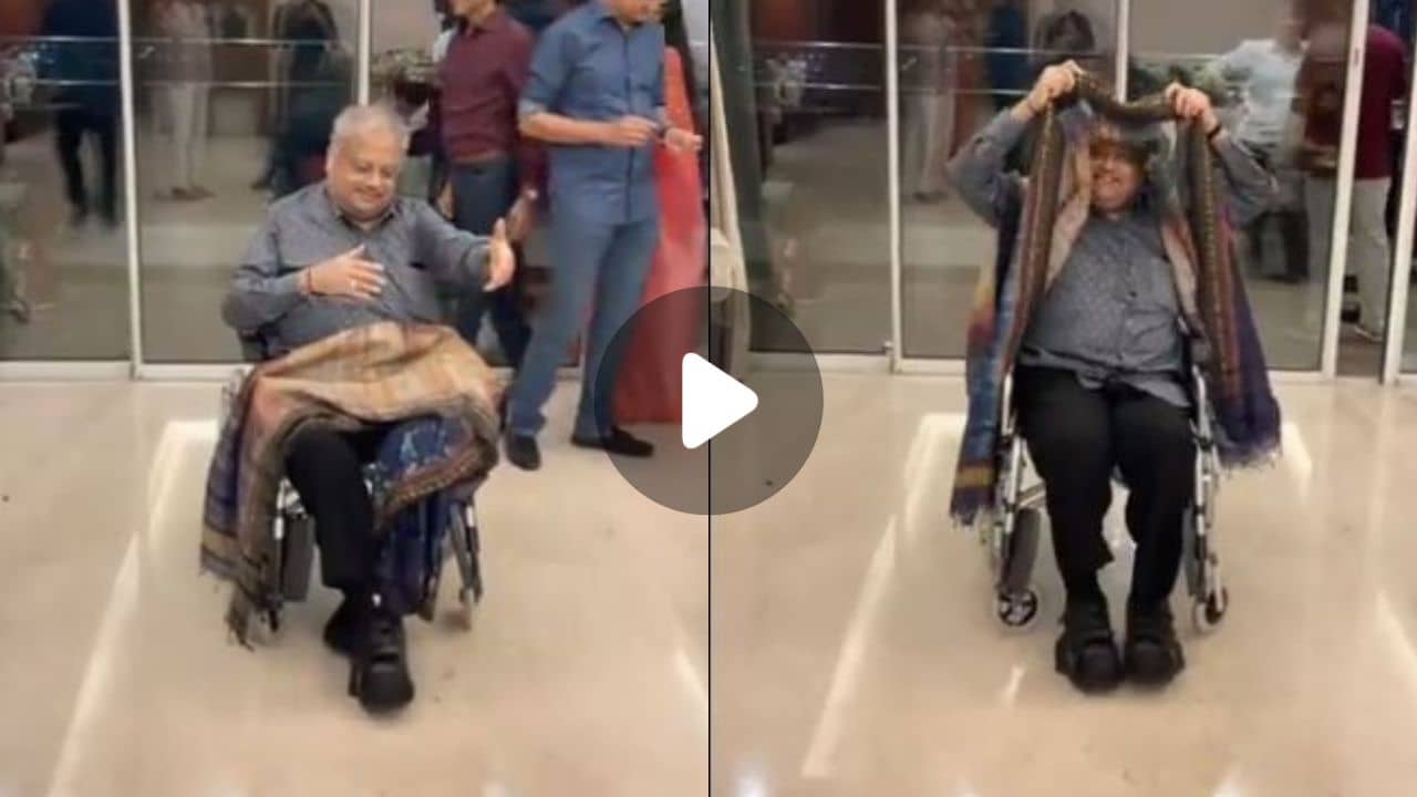 Rakesh Jhunjhunwala : শরীরে হাজারটা রোগও দমাতে পারেনি ঝুনঝুনওয়ালাকে, হুইল চেয়ারে বসেই বলিউড গানে নাচ বিগ বুলের, দেখুন ভিডিয়ো