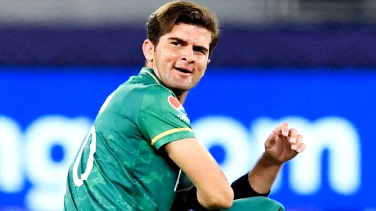 Asia Cup 2022: শাহিন ছিটকে যাওয়ায় ব্যথিত পাক কিংবদন্তি, ভারতকে নিয়ে ছুড়ে দিলেন কটাক্ষ