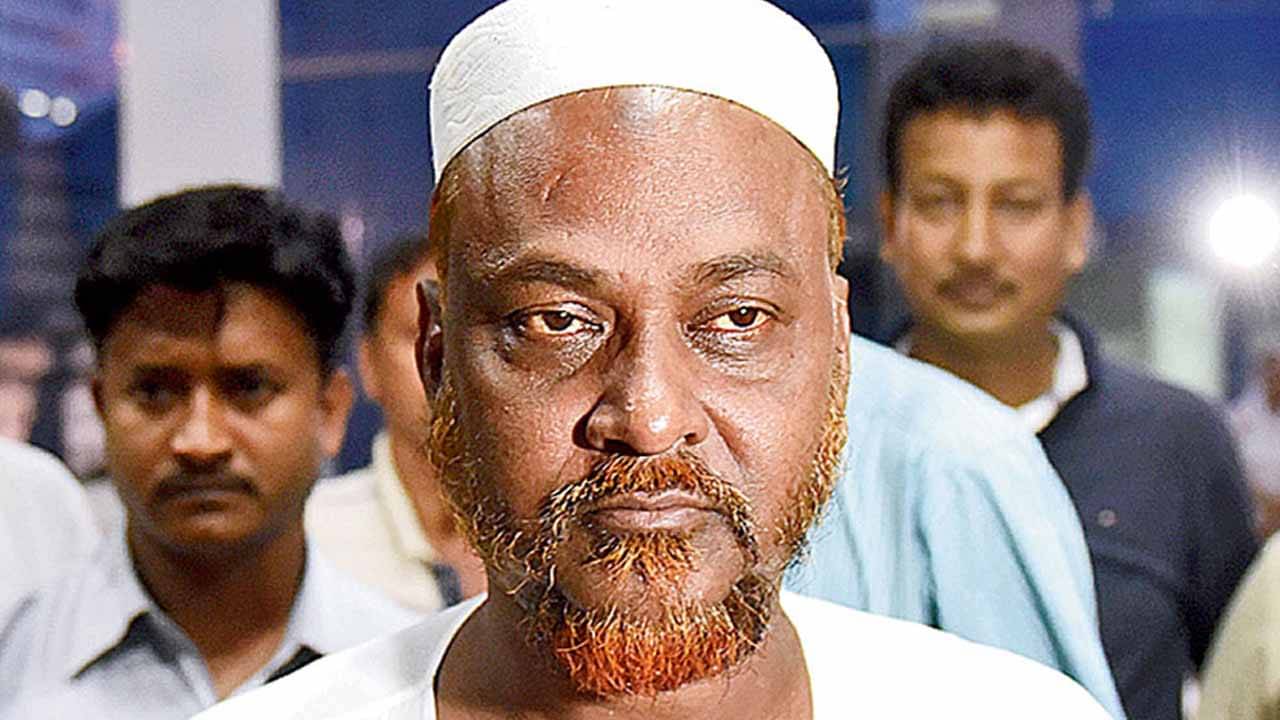 Taha Siddiqui: ভোটের পর এলাকায় দেখাই যায়নি স্নেহাশিসকে, বিস্ফোরক পীরজাদা ত্বহা সিদ্দিকি