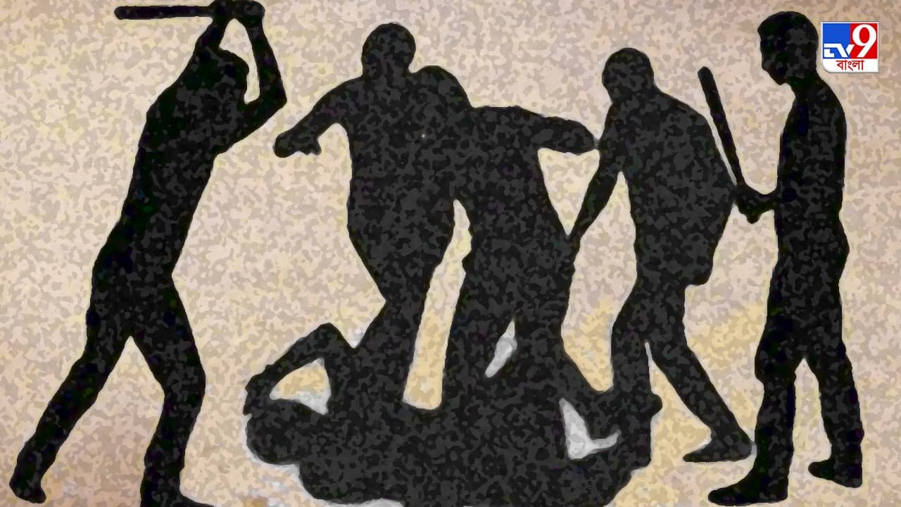 Jharkhand School : নম্বর কম দেওয়া হয়েছে , শিক্ষককে গাছে বেঁধে পেটাল নবম ফেল পড়ুয়ারা