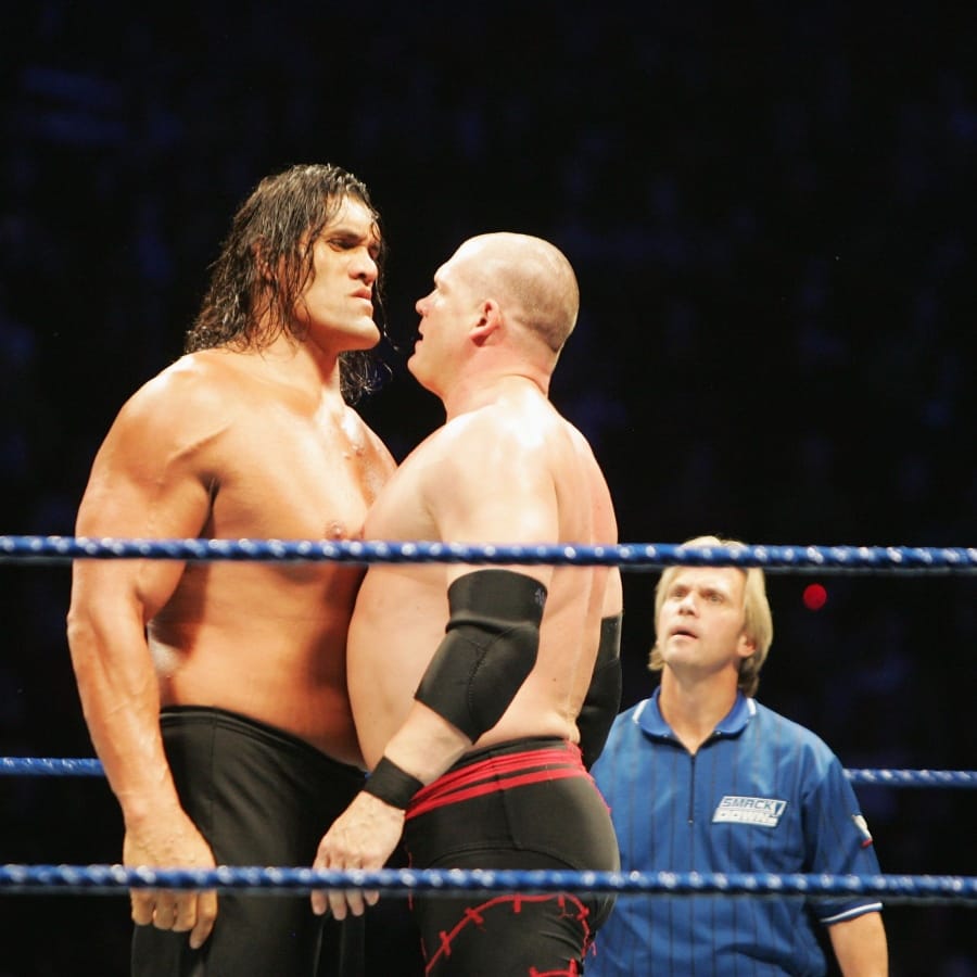 ২০০৬ সালে প্রথম ভারতীয় কুস্তিগির হিসেবে WWE-তে চুক্তিপত্র সই করেন দ্য গ্রেট খালি। ২০০৭ সালে WWE-এর 'ওয়ার্ল্ড হেভিওয়েট চ্যাম্পিয়ন' হন দলীপ সিং। (ছবি-দ্য গ্রেট খালি ইন্সটাগ্রাম)
