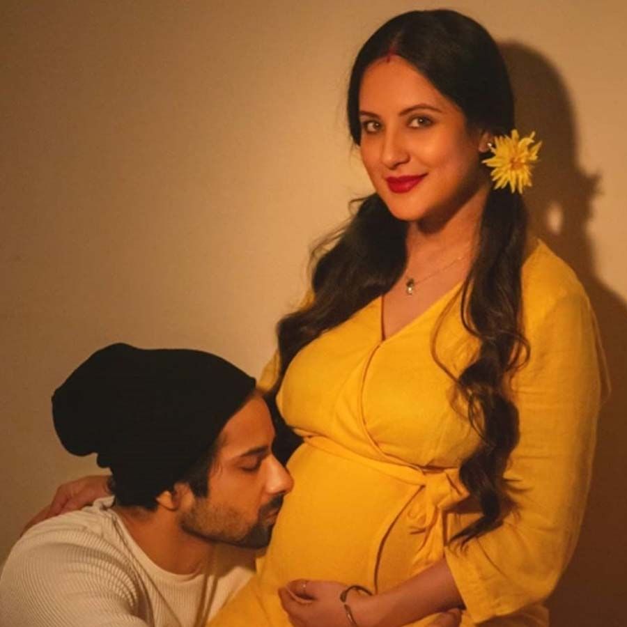 In the same year, Krishivken got his first child in the month of September.  Various pictures of pregnancy status are shared here on social media.