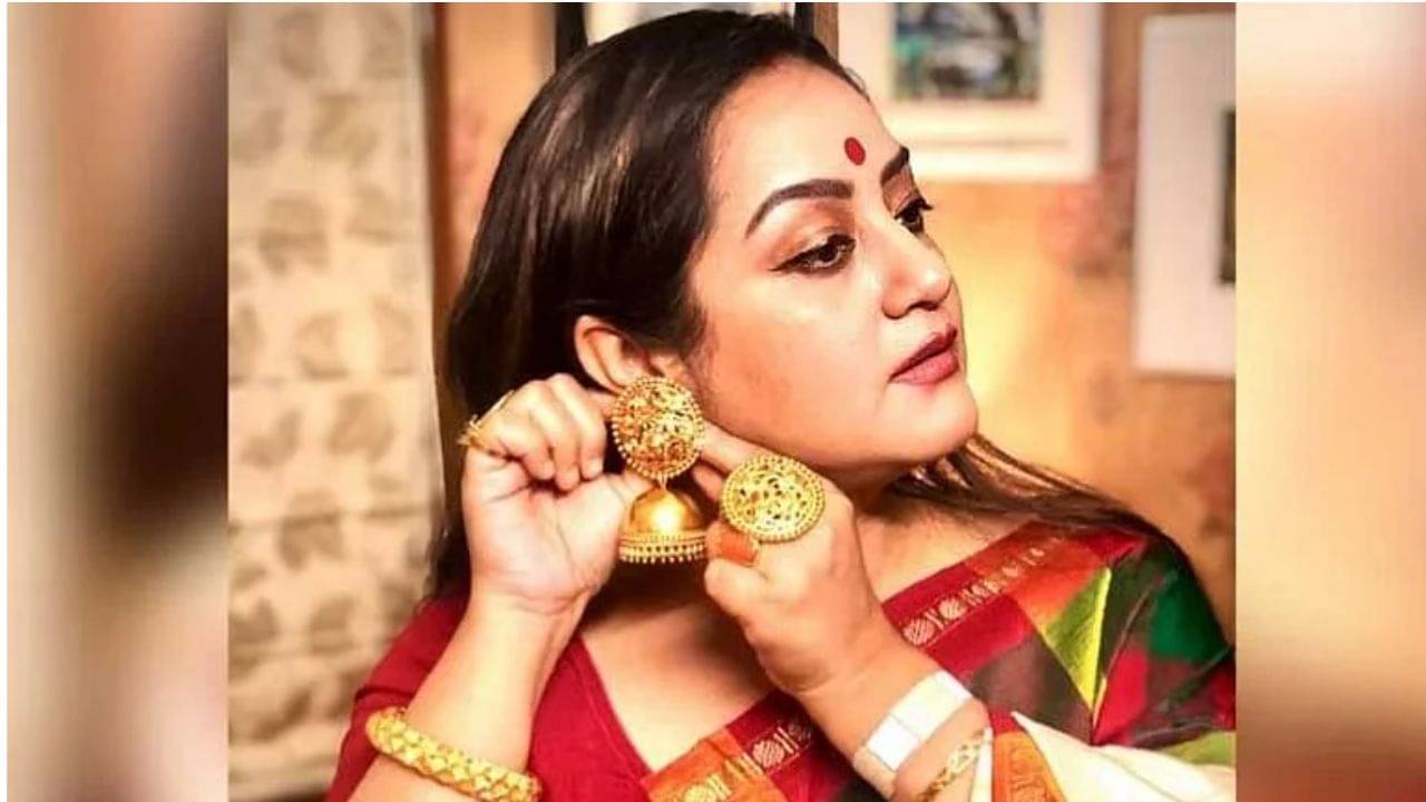 Sudipa Chatterjee: দারোয়ান নাকি..., ডেলিভারি বয়দের অপমানের অভিযোগ, সুদীপাকে ঘিরে জনরোষ তুঙ্গে