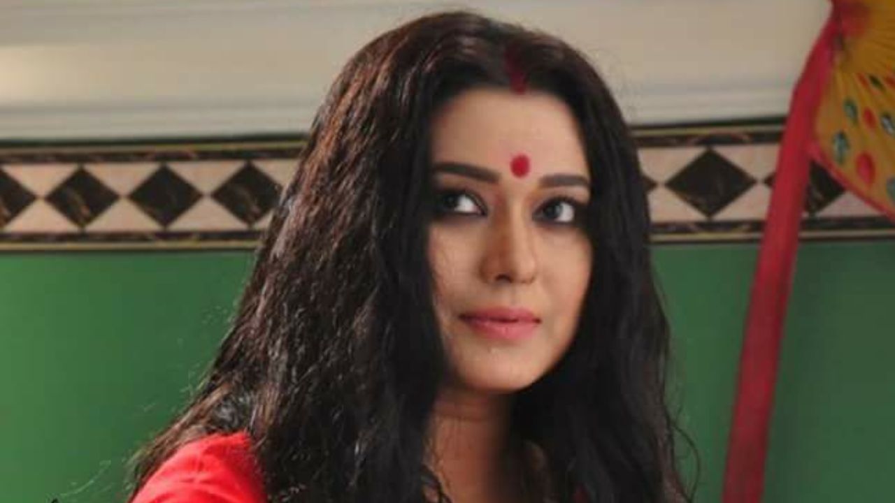 Ananya Chatterjee: মৃত্যুর ভুয়ো খবরে জেরবার অনন্যা চট্টোপাধ্যায়, কী বলছেন 'সুবর্ণলতা'?