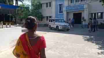 Woman Harassment: আমার মাকে খেয়েছিস, ডাইনি অপবাদে ঘর বন্ধ করে মারধরের অভিযোগ