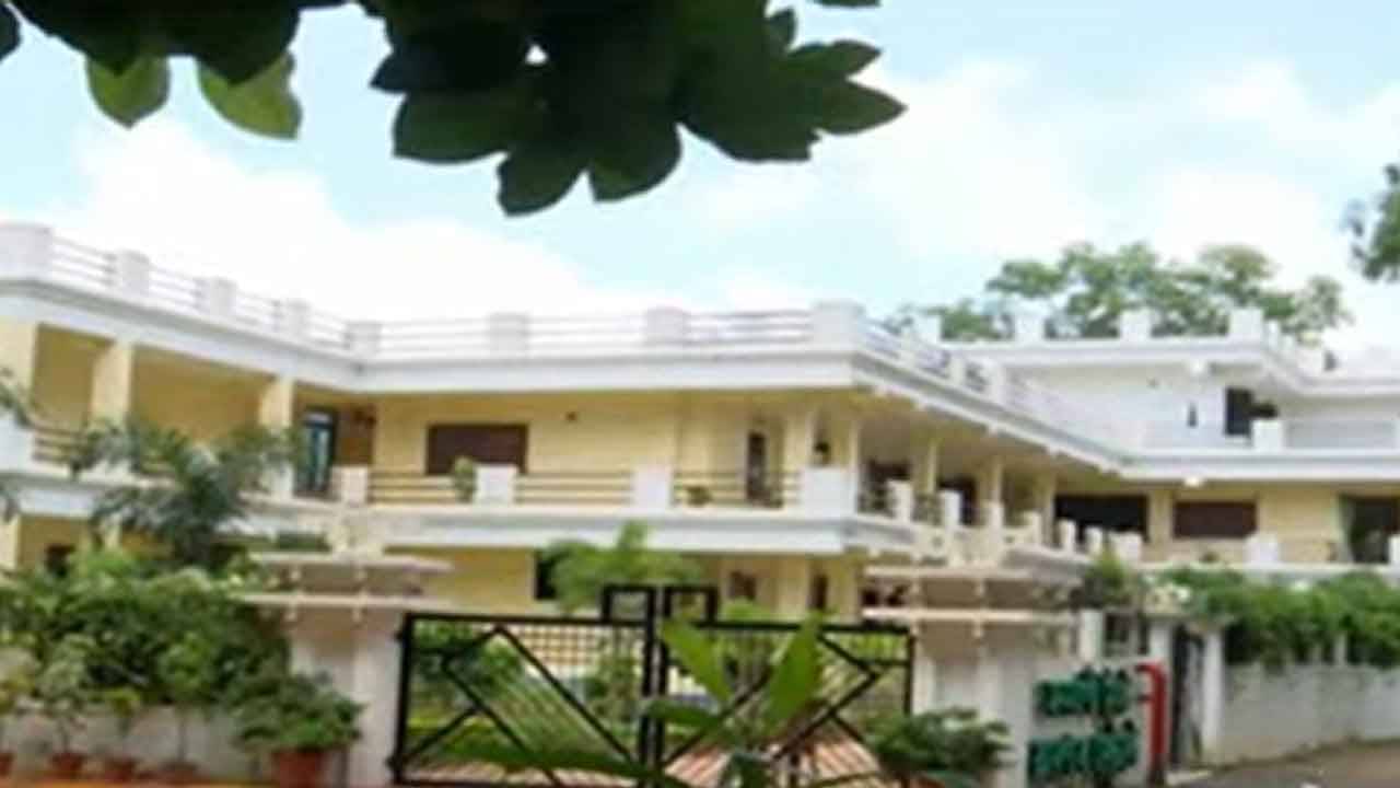 Bolpur Resort: অনুব্রতর ভাগ্নে-বউয়ের নামে বোলপুরের বিলাসবহুল রিসর্ট, পাচারের টাকাতেই কি লগ্নি?