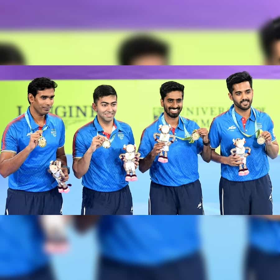 পুরুষদের টেবল টেনিস দলগত ইভেন্টে - বার্মিংহ্যাম কমনওয়েলথ গেমসে টেবল টেনিসে পুরুষদের দলগত বিভাগে সোনা জিতেছে ভারতের টিটির পুরুষ দল। এই সোনাজয়ী দলের সদস্য ছিলেন - অচিন্ত্য শরথকমল, সাথিয়ান গণশেখরন, হরমীত দেশাই ও সানিল শেট্টি।