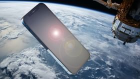 iPhone 14 Feature: সরাসরি কৃত্রিম উপগ্রহে কানেক্ট করবে আইফোন 14, টেক্সট-ছবি পাঠিয়ে ভয়েস কলও করা যাবে iPhone 14 Feature: সরাসরি কৃত্রিম উপগ্রহে কানেক্ট করবে আইফোন 14, টেক্সট-ছবি পাঠিয়ে ভয়েস কলও করা যাবে