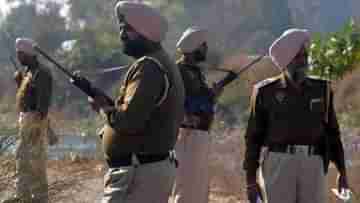 Terrorist: জঙ্গিদের থেকে উদ্ধার হওয়া অস্ত্র ব্যবহার করে পাকিস্তান সেনা, জানাল পঞ্জাব পুলিশ