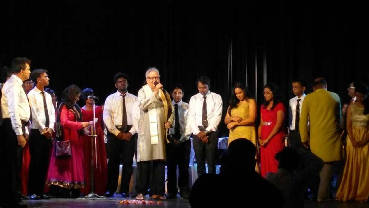 Soumitra Chattopadhyay: ‘কলকাতা ইউথ অনসেম্বল’ গ্রুপ করছে লাইভ কনসার্ট, এর  পৃষ্ঠপোষক ছিলেন সৌমিত্র চট্টোপাধ্যায়