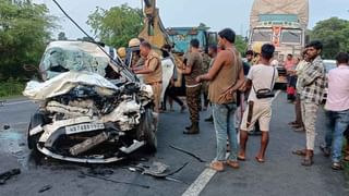 Accident in Alipurduar: সামনে অ্যাম্বুল্যান্সে এগিয়ে গেল স্বামীর দেহ, দুমড়ে মুচড়ে যাওয়া গাড়িতে মৃত্যু স্ত্রী, পুত্রের