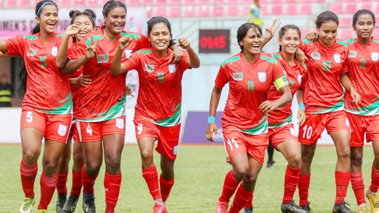 SAFF Women's Championship 2022: ইতিহাসে বাংলাদেশ, নেপালকে উড়িয়ে নতুন ...