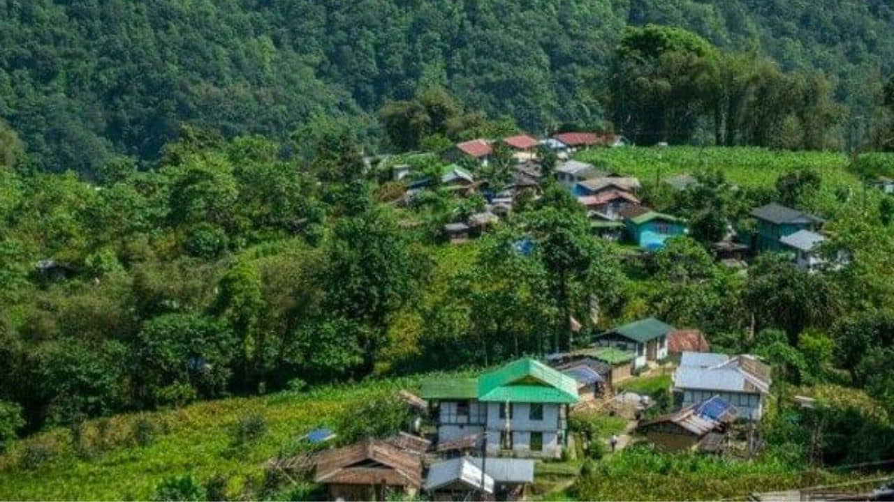 Sikkim: পুজোয় গন্তব্য হোক এই লিম্বু গাঁ! পেলিং থেকে সময় লাগবে মাত্র ১ ঘণ্টা