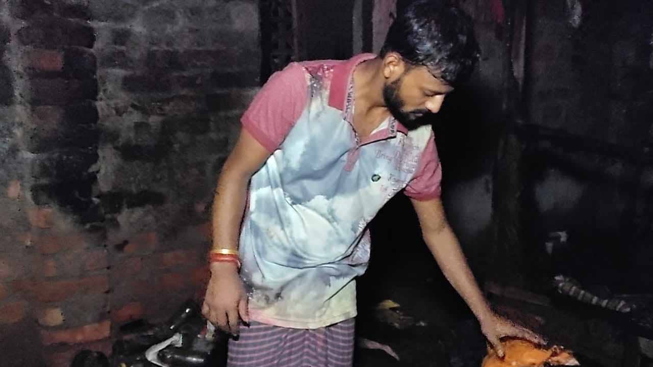 Gas Cylinder Fire: সিলিন্ডারের পাইপে সামান্য আগুন! মুহূর্তে আগুনের গ্রাসে চলে গেল গোটা বাড়ি