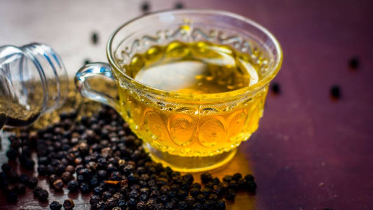 Health Benefits of Black Pepper দেখতে ছোট তবু এই মশলার জাদুতেই কাবু ৪