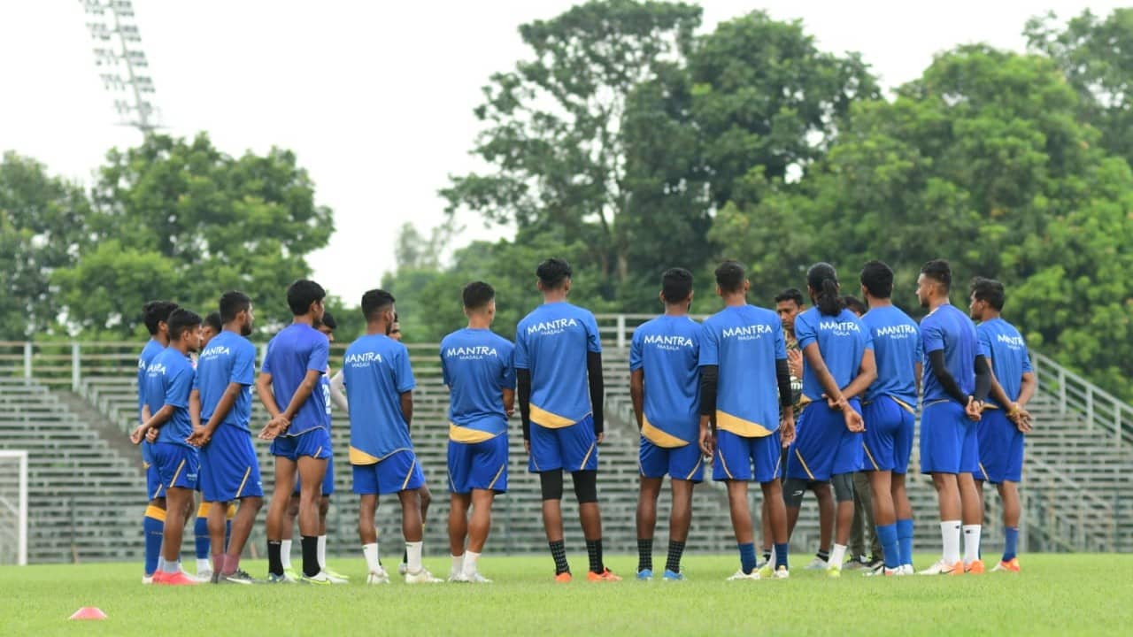 CFL 2022: ছাড়পত্র আসেনি অনেকের, মাঠে নামার আগে চিন্তায় ইস্টবেঙ্গল কোচ