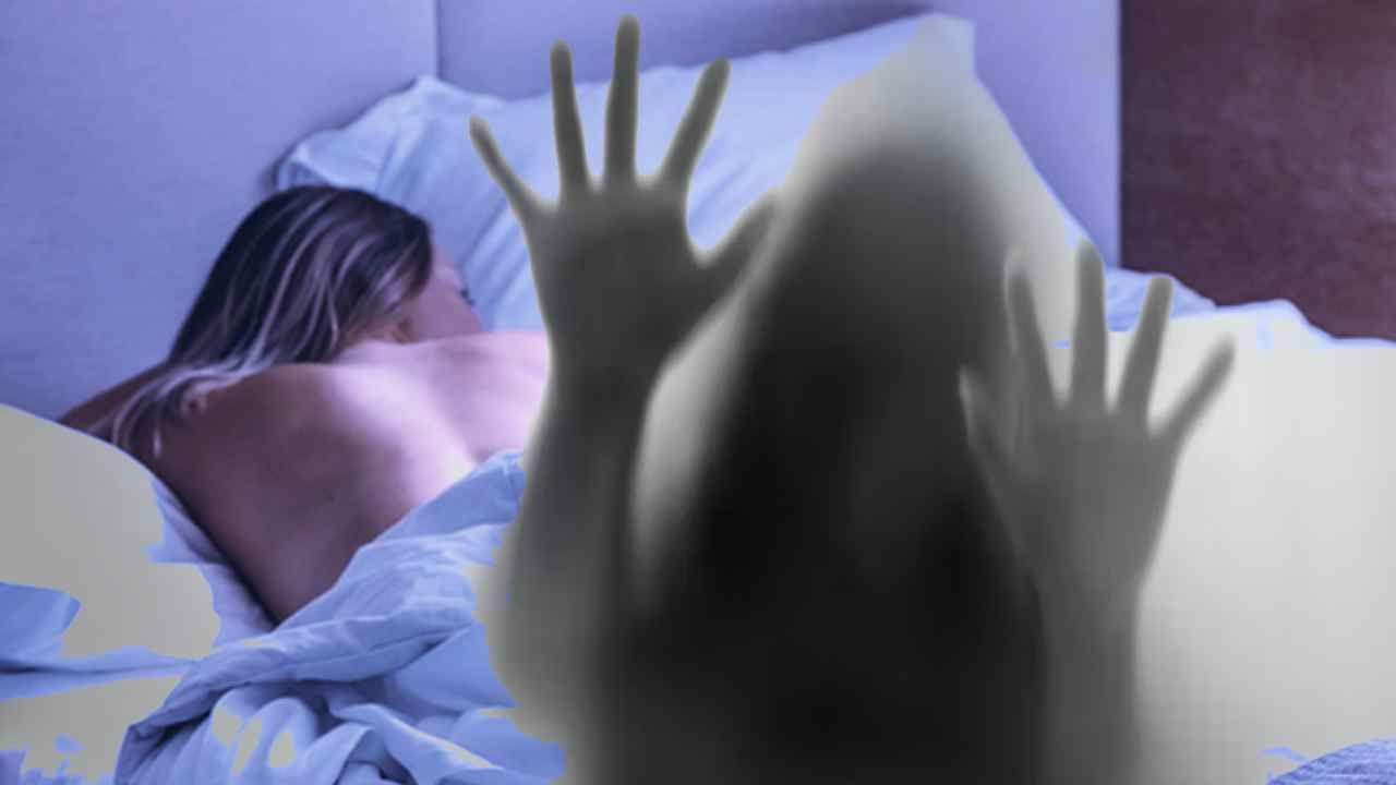 Molested by ghost: ঘুমিয়ে পড়লেই সারা শরীরে 'অশরীরীর অশ্লীল স্পর্শ', অবশেষে মহিলা আদালতে হাজির করলেন 'তেনাকে'