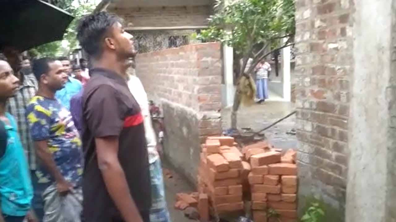 Old person Death: আমার জায়গায় ইট রেখেছিস কেন? ইট, লাঠি নিয়ে ছুটে আসে ওরা, ঘটনাস্থলেই মৃত্যু বৃদ্ধের