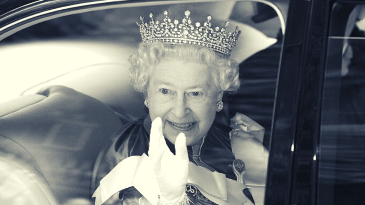 Queen Elizabeth II's Funeral: বিতর্ক, সমালোচনা, ভালোবাসা, আবেগ- সাত দশকের অধ্যায়ে ইতি টেনে রানিকে চিরবিদায় জানাবে বিশ্ব