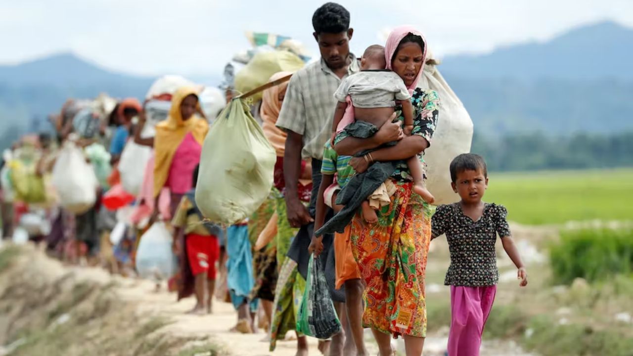 Rohingya Death: খারাপ আবহাওয়া, বন্দি হয়েও খাদ্য ও জলের অভাবে মৃত ৭ রোহিঙ্গা
