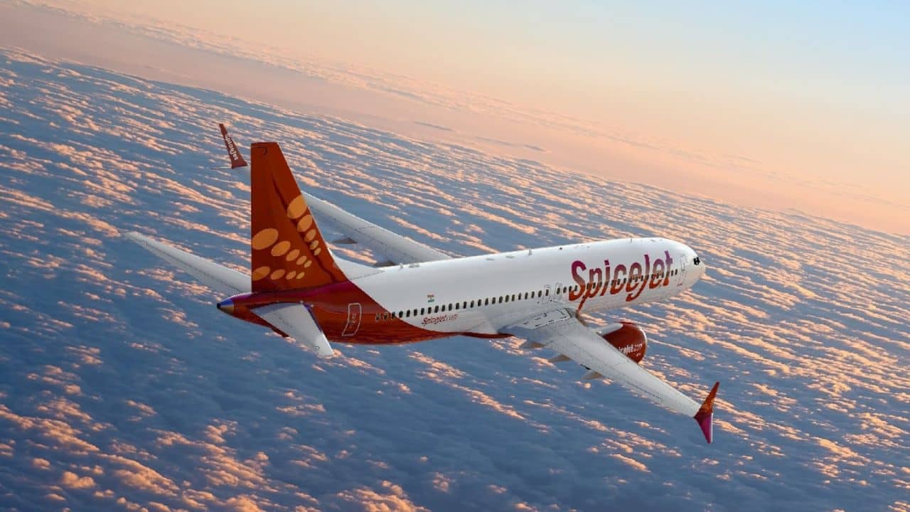 SpiceJet Airlines: বিমান সংস্থার শাস্তির মেয়াদ বাড়াল ডিজিসিএ! এই কারণে যাত্রীদের সমস্যা কি বাড়বে?