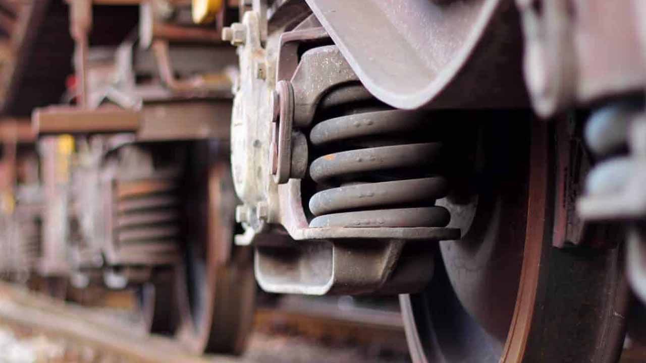 Make In India for Rail: আর আমদানি নয়, উচ্চগতির ট্রেনের চাকা তৈরি করে এবার বিদেশে পাঠাবে ভারত