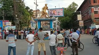 Jalpaiguri: মূত্রথলি থেকে বেরোল আধ কিলো ওজনের পাথর, অপারেশন টেবিলে তাজ্জব চিকিৎসকরাও