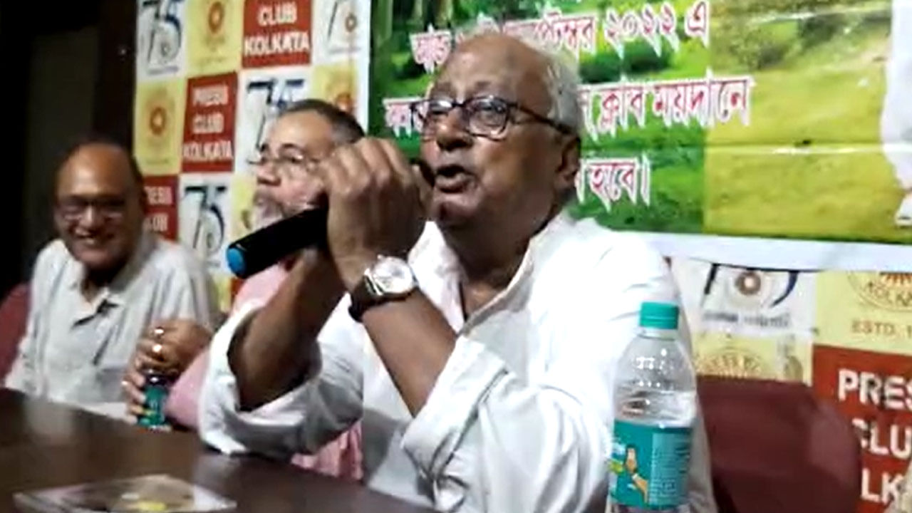 Video: ‘বেণীমাধব, বেণীমাধব, তোমার বাড়ি যাব’, সৌগতর কণ্ঠে জয় গোস্বামীর কবিতা