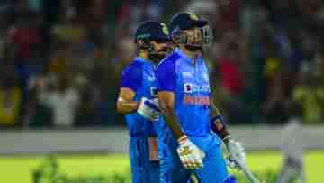 India vs Australia: আকাশ ছোঁয়া সহজ, স্কাইকে নয়