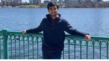 Work at the World Bank: When the 'motivation' is lacking, read this guy's story about how he got a job at the 'World Bank'.