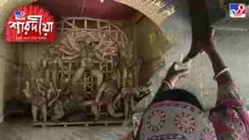 Durga Puja 2022: দেবীর খড়্গ ধোয়া জলে নাকি সারে কঠিন ব্যাধি, ৩৫০ বছরের পুরনো গল্প আজও মুখে মুখে ফেরে