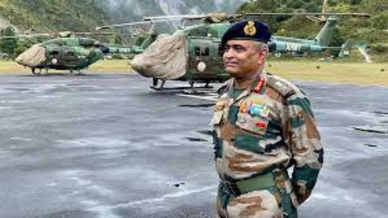 India-China Army Disengagement: গোগরা-হট স্প্রিং থেকে কতটা দূরে সরল লাল ফৌজ, খতিয়ে দেখতে আজই লাদাখ সফরে সেনা প্রধান