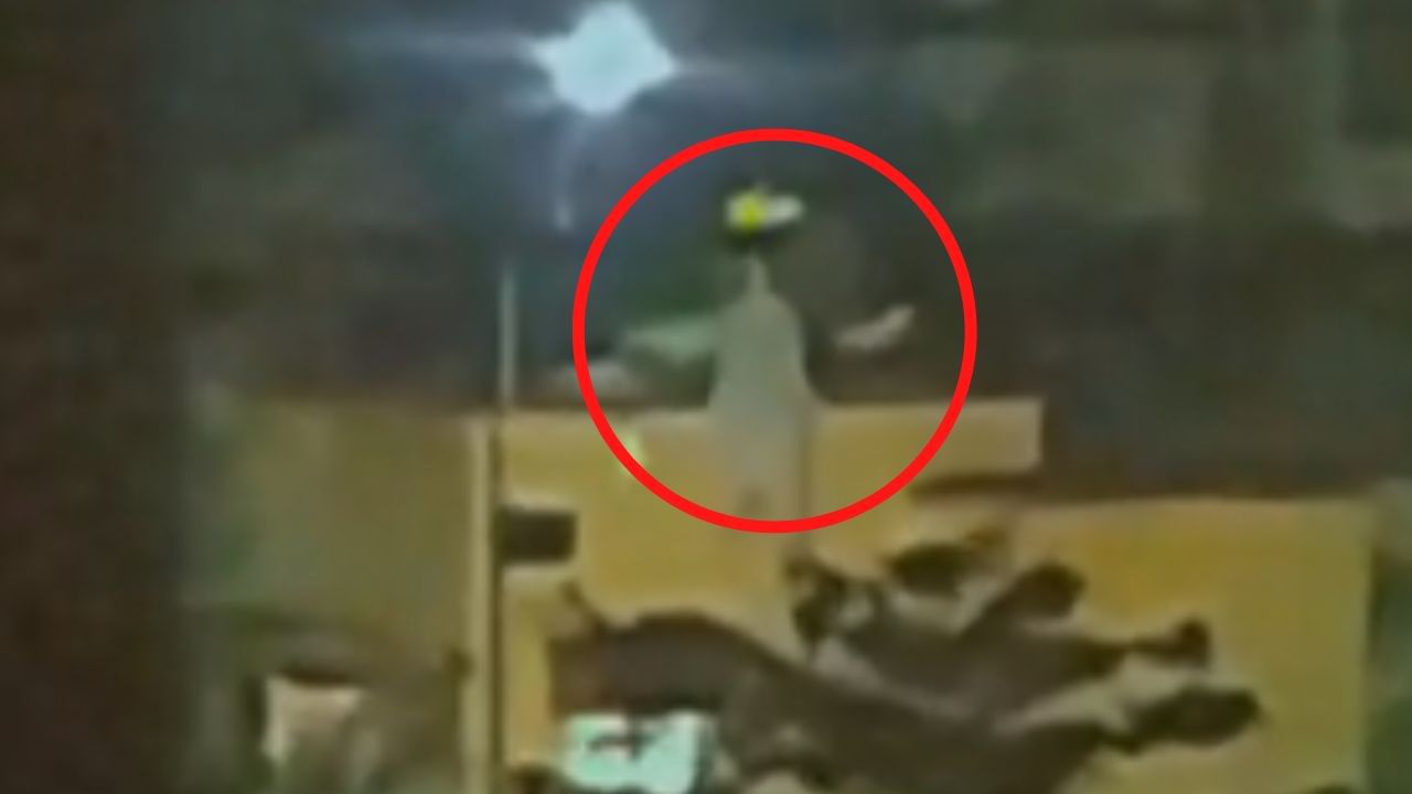 Varanasi Ghost Video: 'ভূতের' বিরুদ্ধে থানায় দায়ের FIR! তবুও ভয়ে বিকেল হলেই দরজায় খিল দিচ্ছেন সকলে