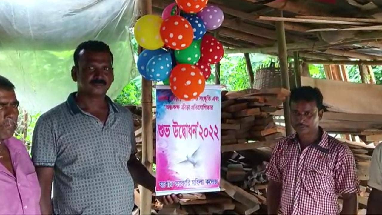 Nadia: বাংলাদেশ থেকে নদিয়ার গ্রামে উড়ে এল বেলুনে বাঁধা ফেস্টুন, আতঙ্কে সীমান্তবর্তী গ্রামের বাসিন্দারা