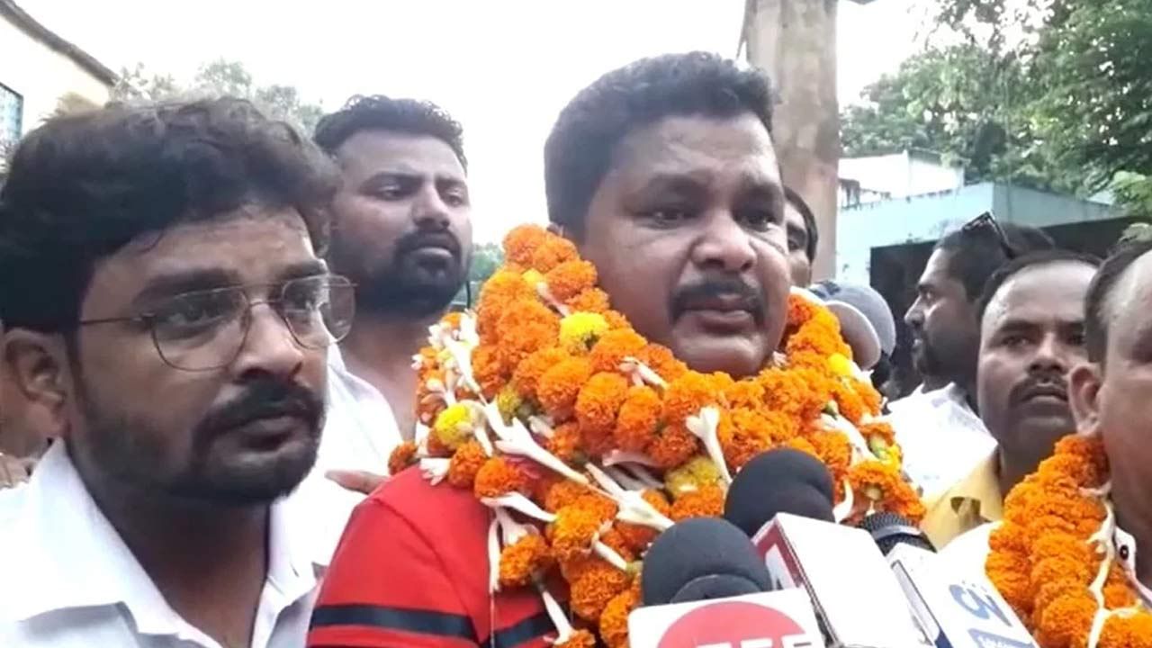 Jharkhand MLAs: বিধানসভা অধিবেশনের কাজে রাজ্যে যেতে পারবেন ঝাড়খণ্ডের তিন বিধায়ক, তবে শর্ত দিল হাইকোর্ট...