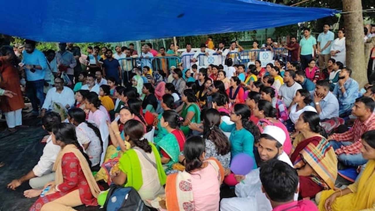 Recruitment Protest: চাকরি প্রার্থীদের জন্য সুখবর, নির্দিষ্ট দিনেই শুরু হবে ইন্টারভিউ, জানাল SSC