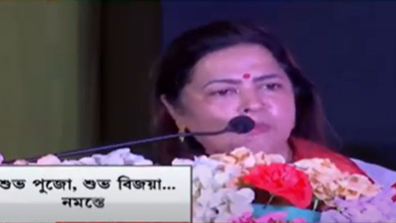 Meenakshi Lekhi: পিতৃপক্ষেই শুভ বিজয়ার শুভেচ্ছা! মীনাক্ষীর অভিবাদনকে কটাক্ষ নেটিজেনদের