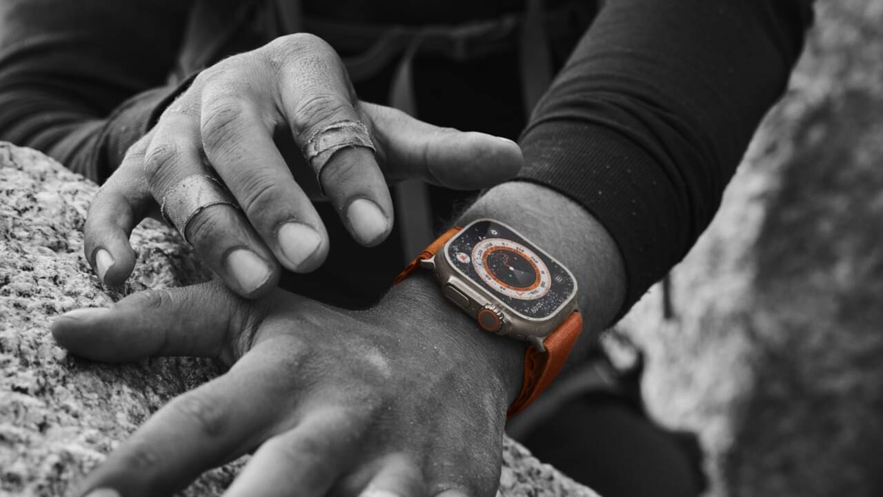 Apple Watch Crash Detection: রাতের রাস্তায় বেপরোয়া গতি! পোলে ধাক্কা মারার পর চালকের প্রাণ বাঁচাল Apple Watch Series 8