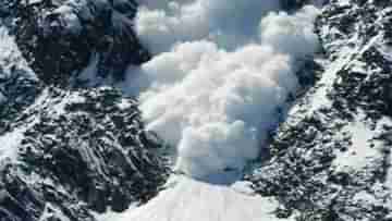 Avalanche in Kashmir: টহলদারির সময় হঠাৎ তুষারধস, কাশ্মীরে বরফের নীচে চাপা পড়ে মৃত্যু ৩ জওয়ানের