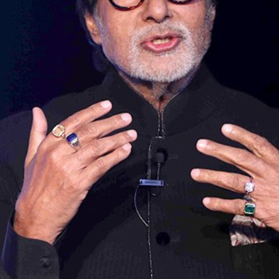 Superstitious Superstar: Amitabh Bachchan's Blue Sapphire Ring! | Nikita  Jewellers Pvt. Ltd.
