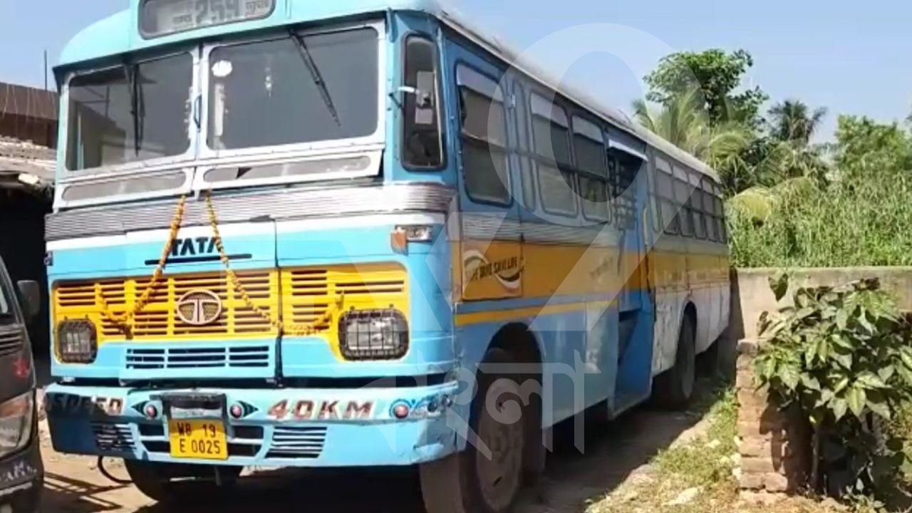 Road Accident: মহেশতলায় বেপরোয়া বাসের ধাক্কা, ঘটনাস্থলে মৃত্যু সাইকেল আরোহীর