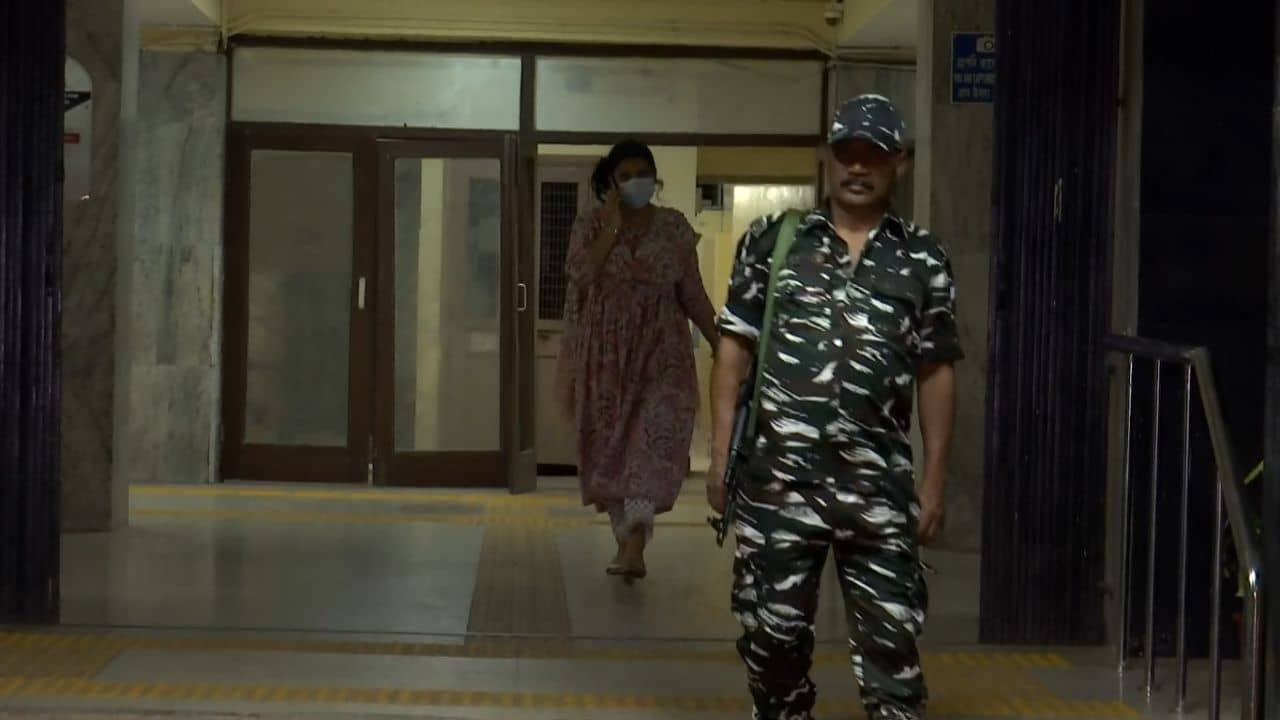 Manik Bhattacharya: CGO কমপ্লেক্সে মানিক, রাতে ED অফিসে এলেন বিধায়কের পুত্রবধূ